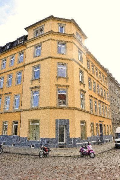 3-Raum-Fewo-Dresden-Zentrum-Balkon-Blick-Auf-Altstadt-L10 Ngoại thất bức ảnh
